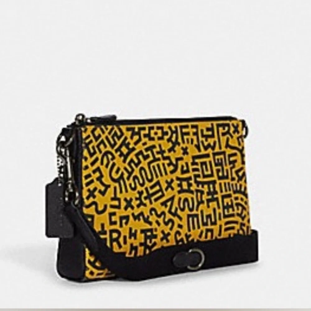 Coach Disney Mickey Mouse X Keith Haring Holden Crossbody - Style C6911-2022 - Picture 2 of 4